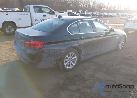 2015 BMW 528I xDrive из США, поврежденный, VIN WBA5A7C58FD620774
